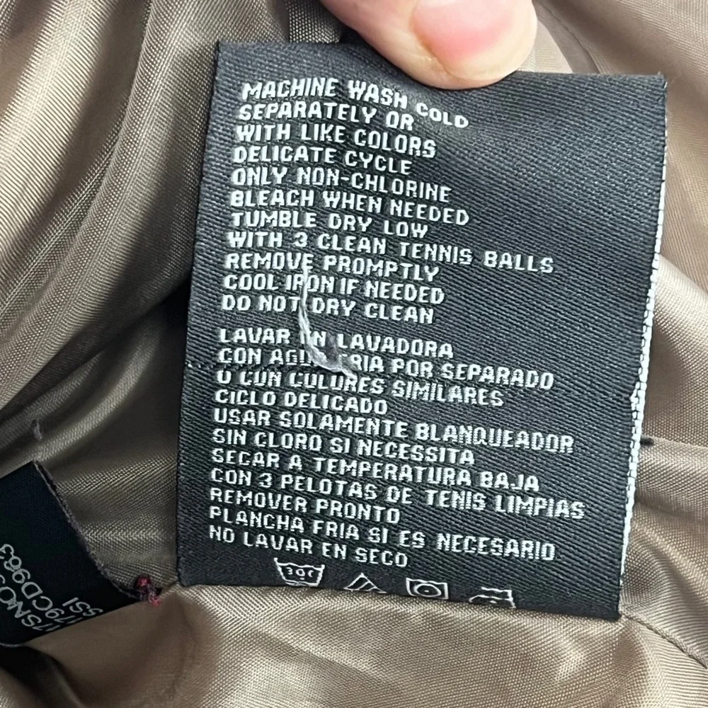 Kenneth Cole Reaction note there